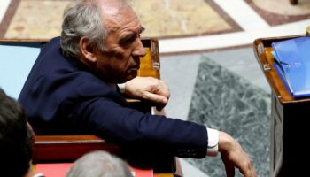 Budget : 49.3, censure ... Une semaine cruciale pour François Bayrou